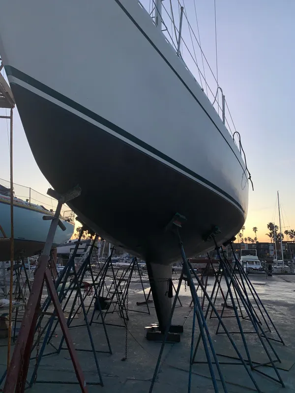 1987 Hylas 42