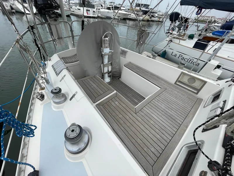 1987 Hylas 42