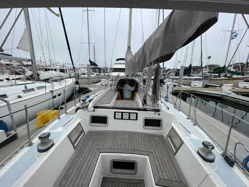 1987 Hylas 42