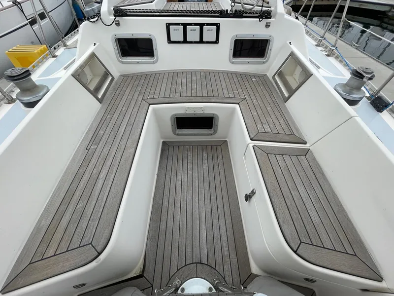 1987 Hylas 42