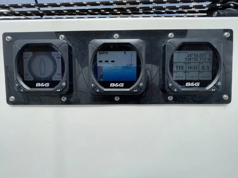 1987 Hylas 42