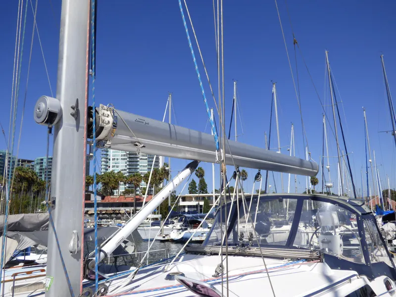 2004 Catalina 387