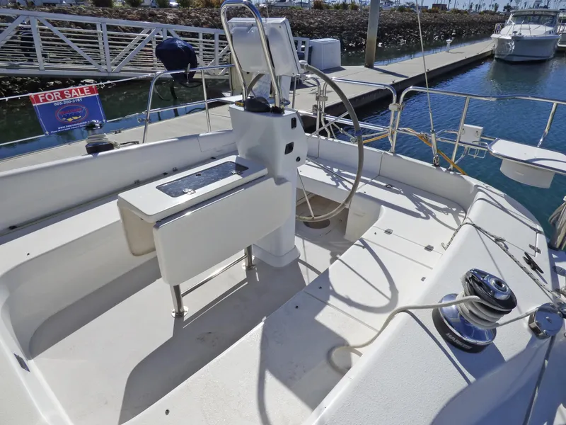 2004 Catalina 387