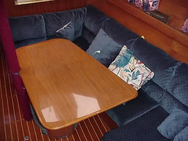 1997 Hunter Passage 450