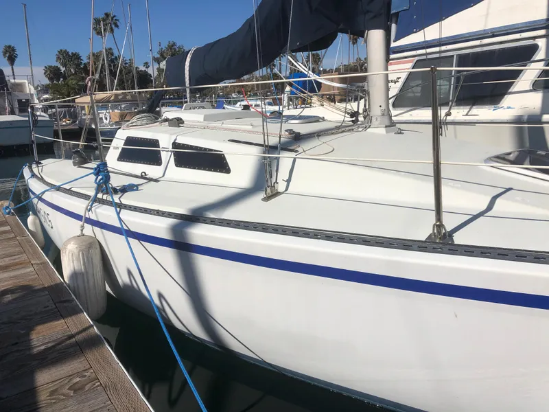 1989 Olson 25