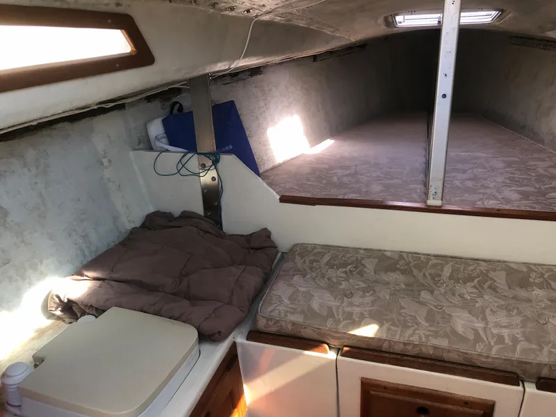 1989 Olson 25