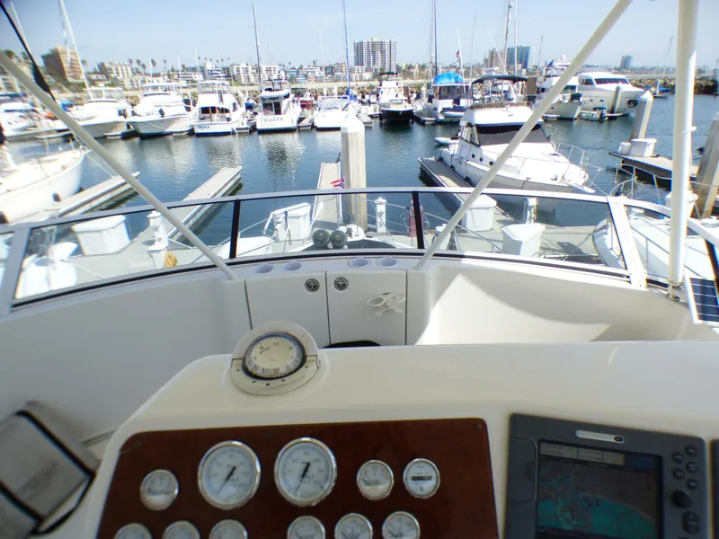 2005 Silverton 38 Convertible