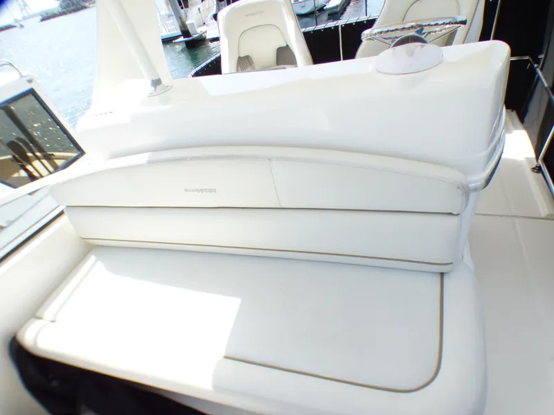 2005 Silverton 38 Convertible