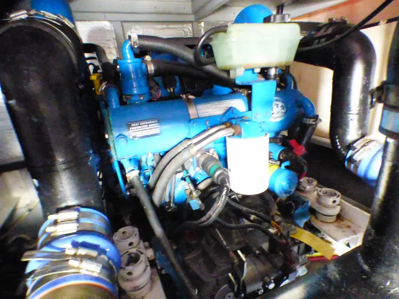2005 Silverton 38 Convertible