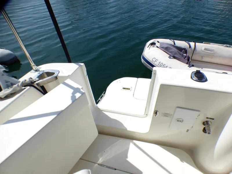 2005 Silverton 38 Convertible