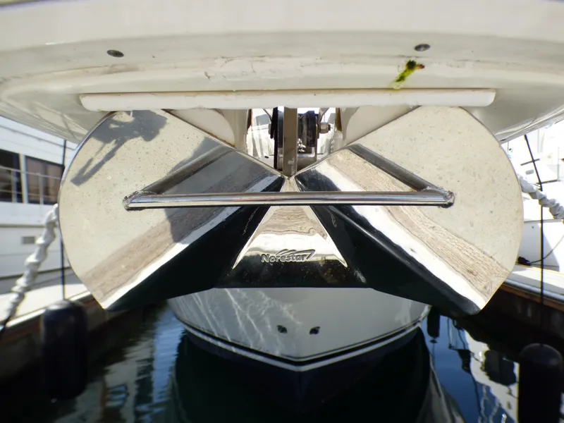 2005 Silverton 38 Convertible