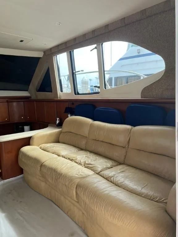 2005 Silverton 38 Convertible
