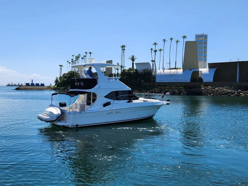 2005 Silverton 38 Convertible