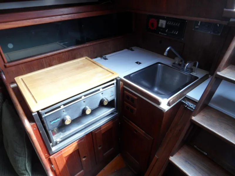 1977 Columbia 8.7