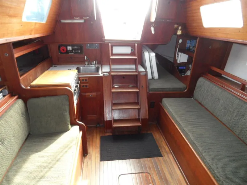 1977 Columbia 8.7