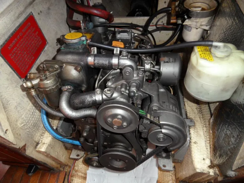 1977 Columbia 8.7