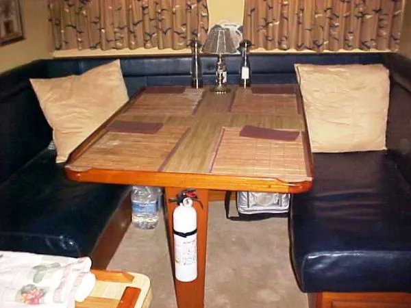 1980 Trojan Aft Cabin Motoryacht