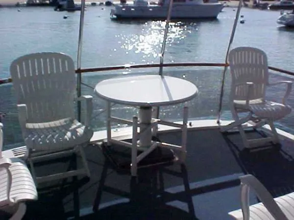 1980 Trojan Aft Cabin Motoryacht