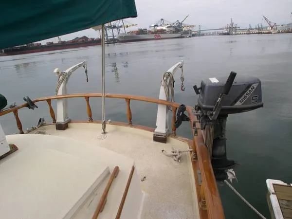 1973 Islander Ketch Center Cockpit Motorsailer