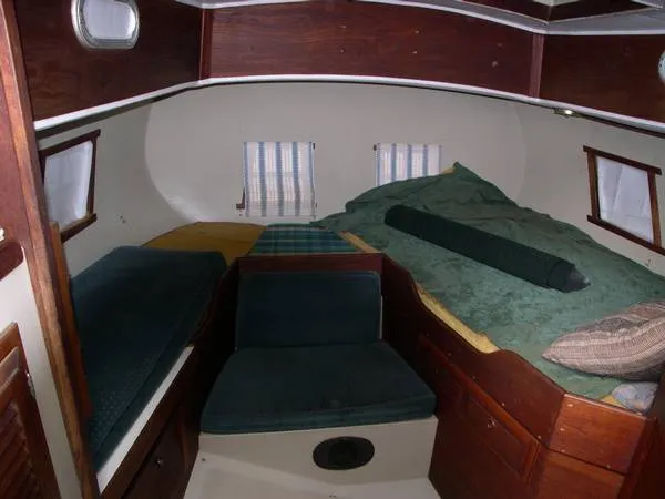 1973 Islander Ketch Center Cockpit Motorsailer