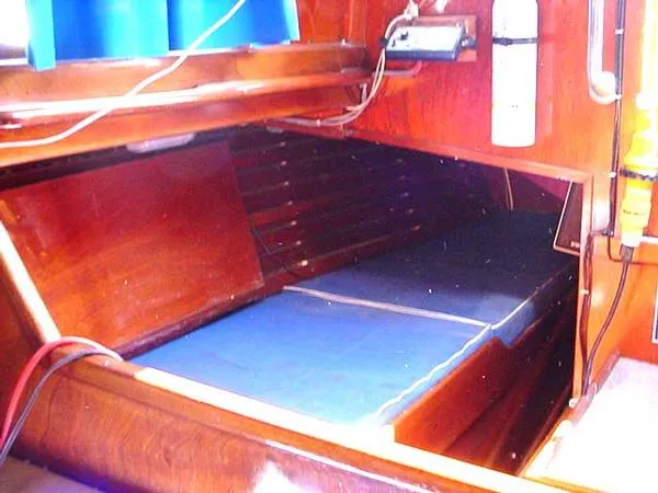 Quarter Berth Bunk
