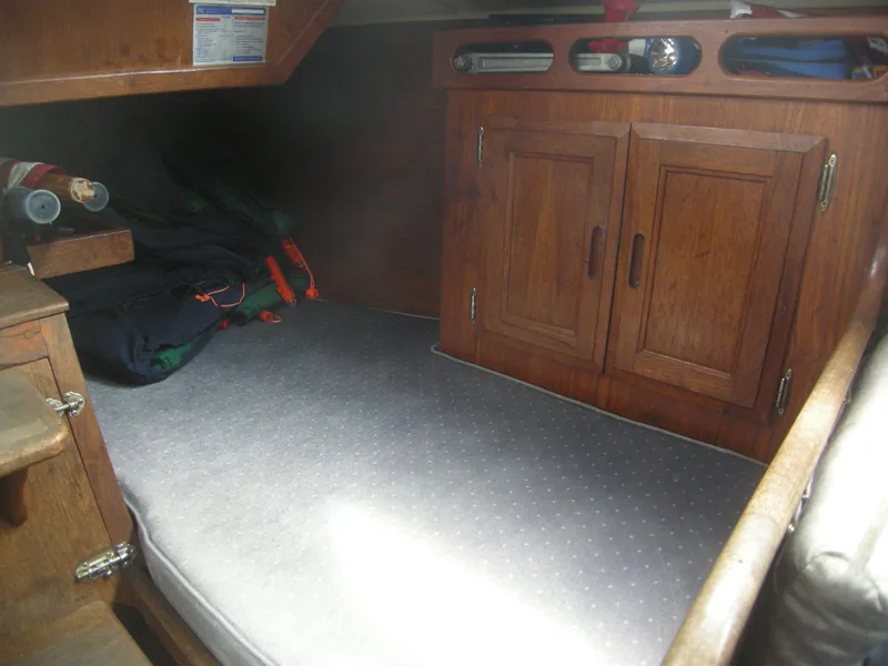 aft berth