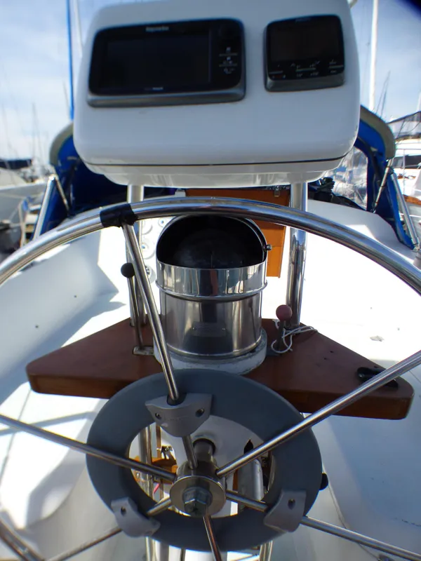 1980 Ericson 38