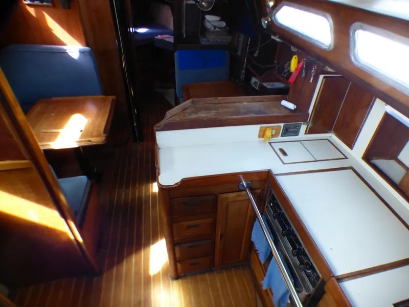 1980 Ericson 38