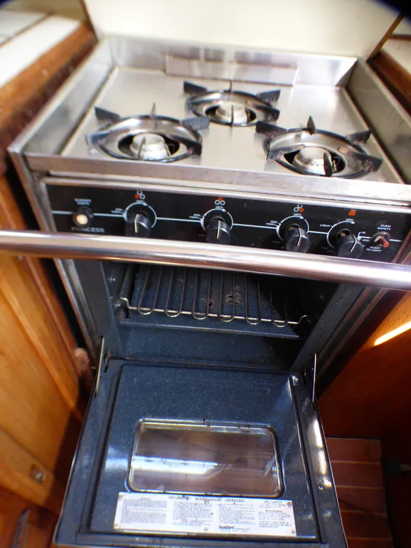 1980 Ericson 38