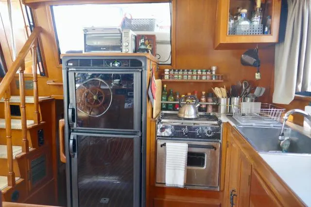 1988 Sea Ranger 46 Trawler