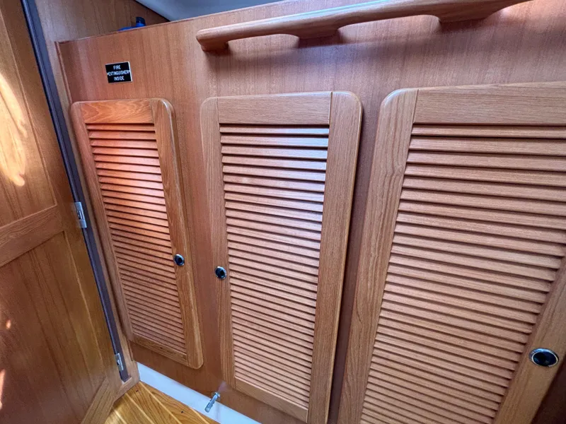 Storage in secondary cabin