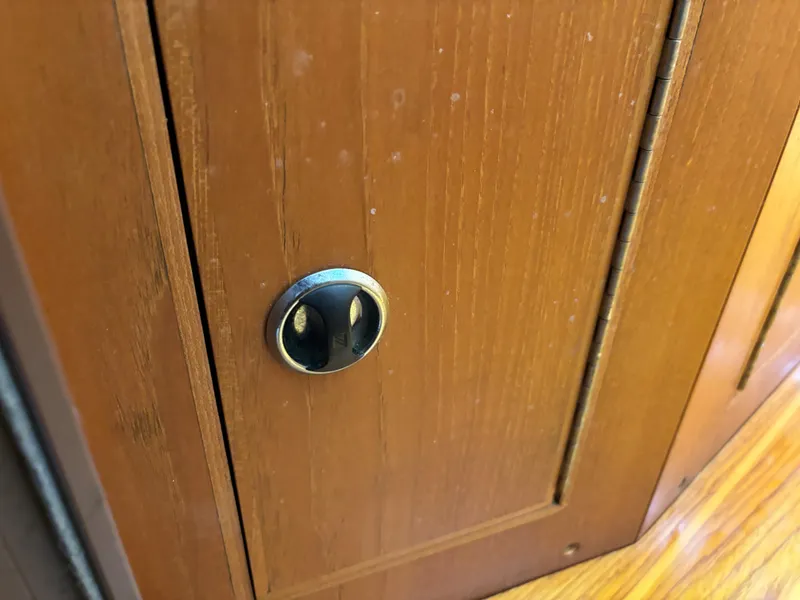 2002 Catalina 470