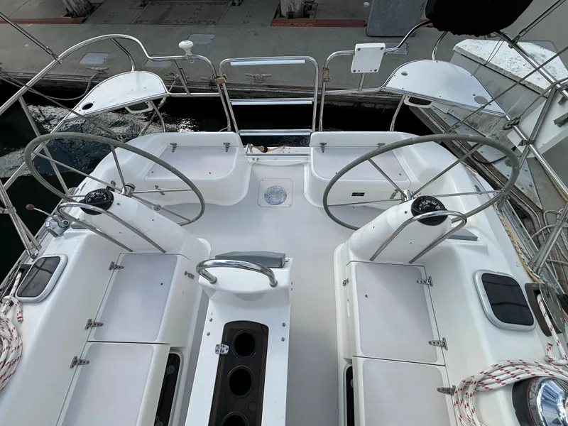 Cockpit 3