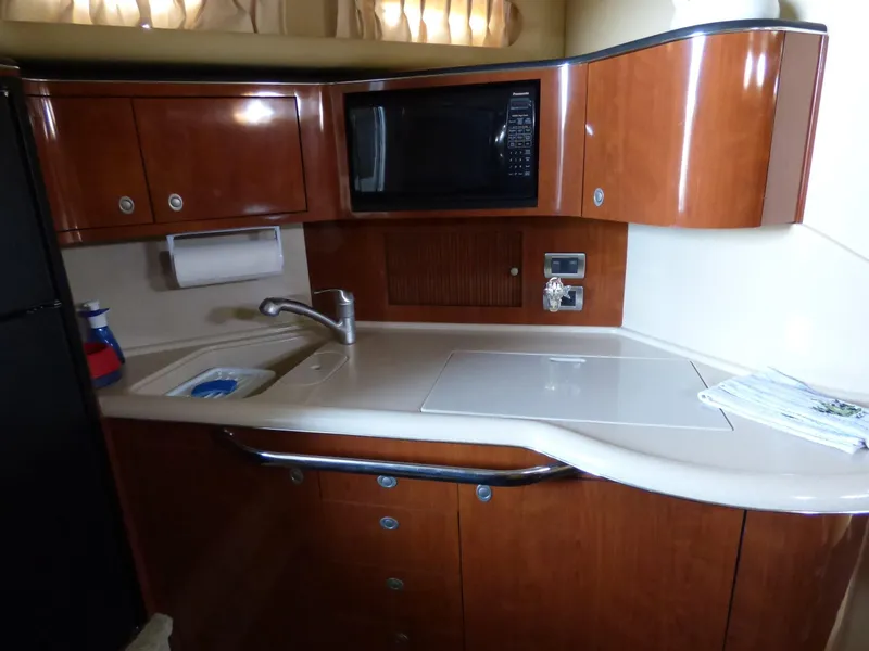 2004 Sea Ray 380 Sundancer