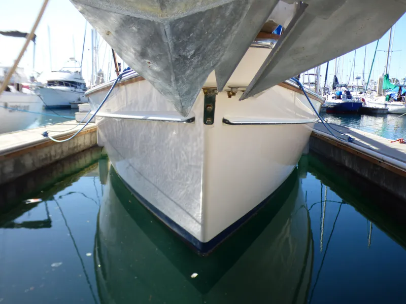 2004 Island Packet 370