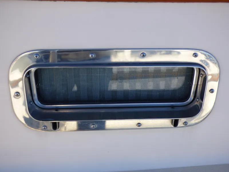 2004 Island Packet 370