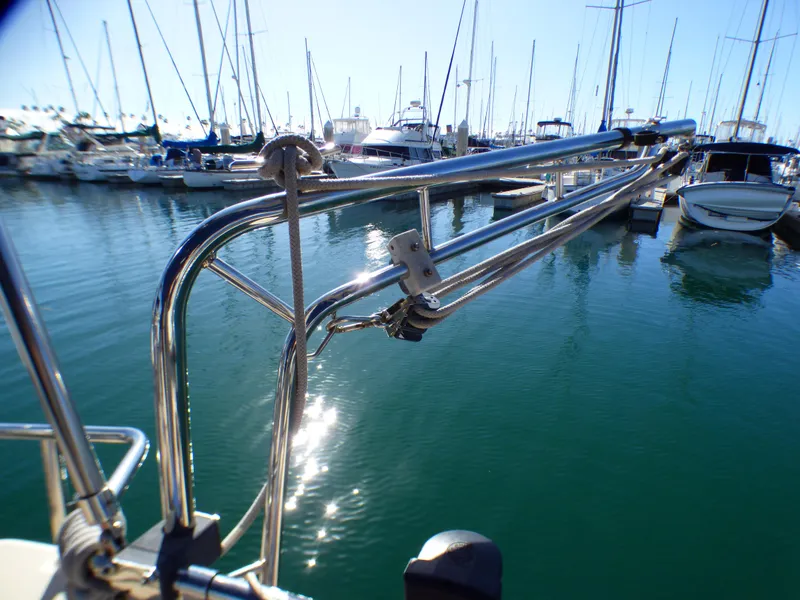 2004 Island Packet 370