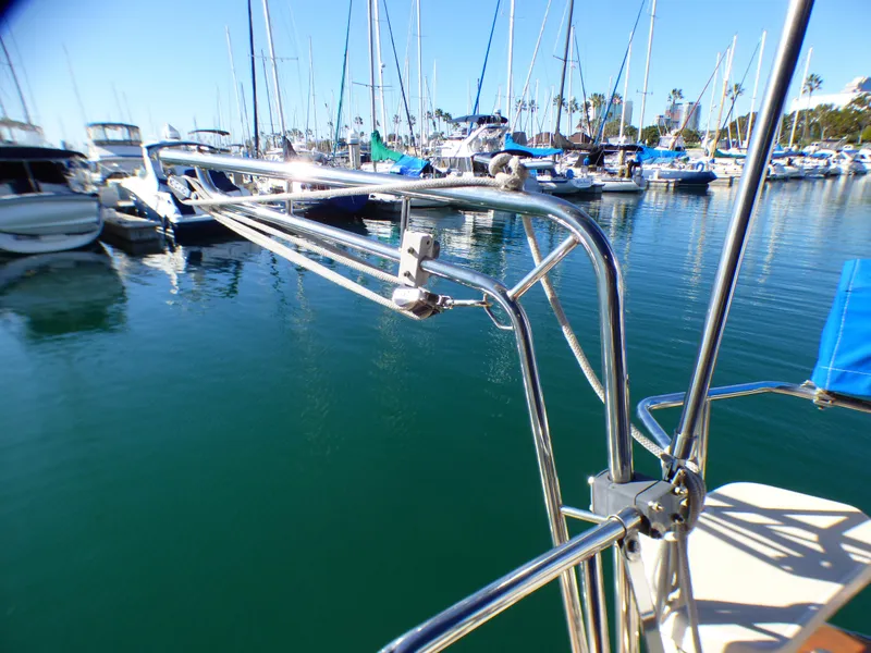 2004 Island Packet 370