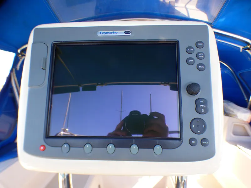 2004 Island Packet 370