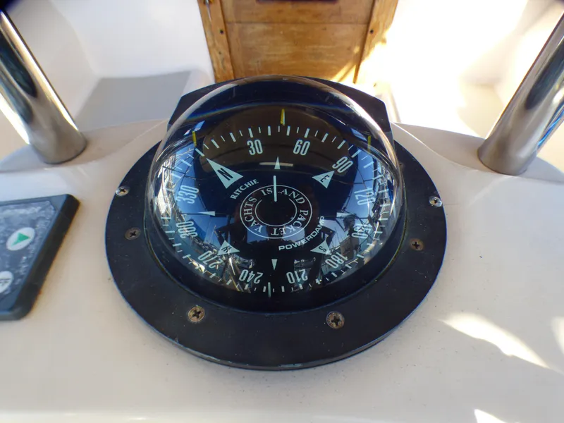 2004 Island Packet 370