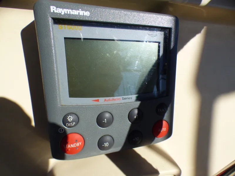 2004 Island Packet 370