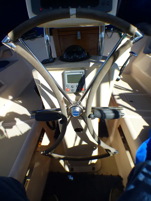2004 Island Packet 370