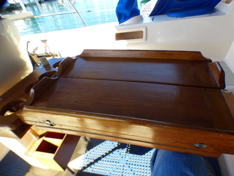 2004 Island Packet 370