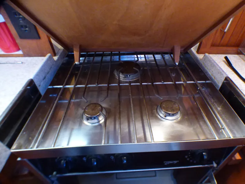 2004 Island Packet 370