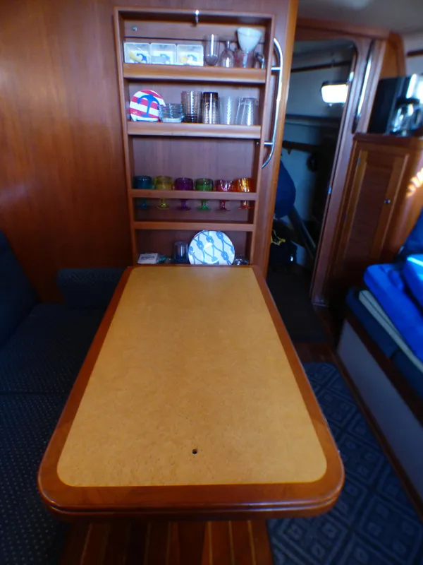 2004 Island Packet 370