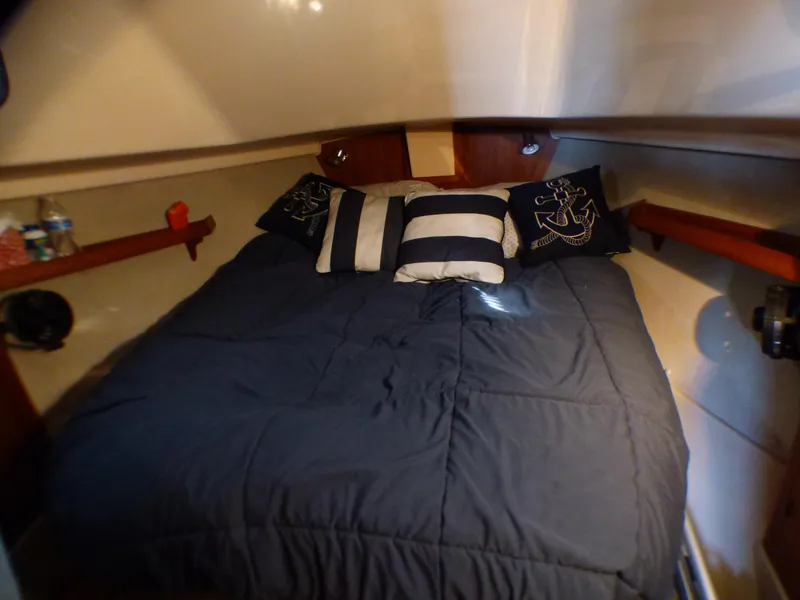 2004 Island Packet 370