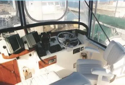1979 Jeffries Flybridge Sedan Sportfisher