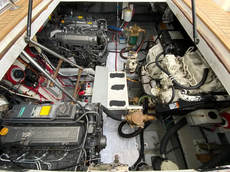 1997 Mainship 40 Sedan Bridge