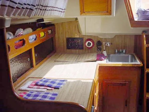 1977 Ericson 35
