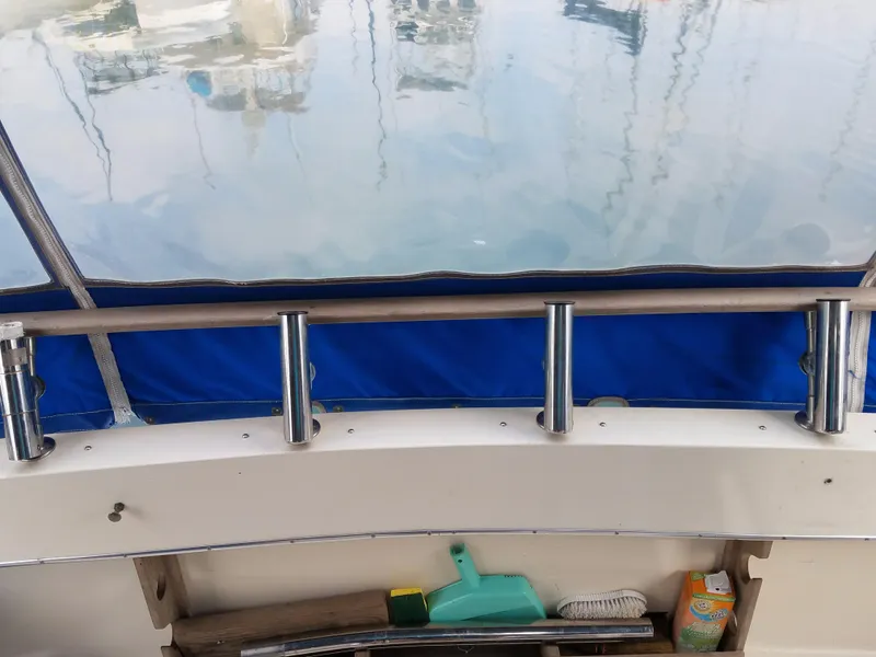 1985 Bayliner 320 Cruiser